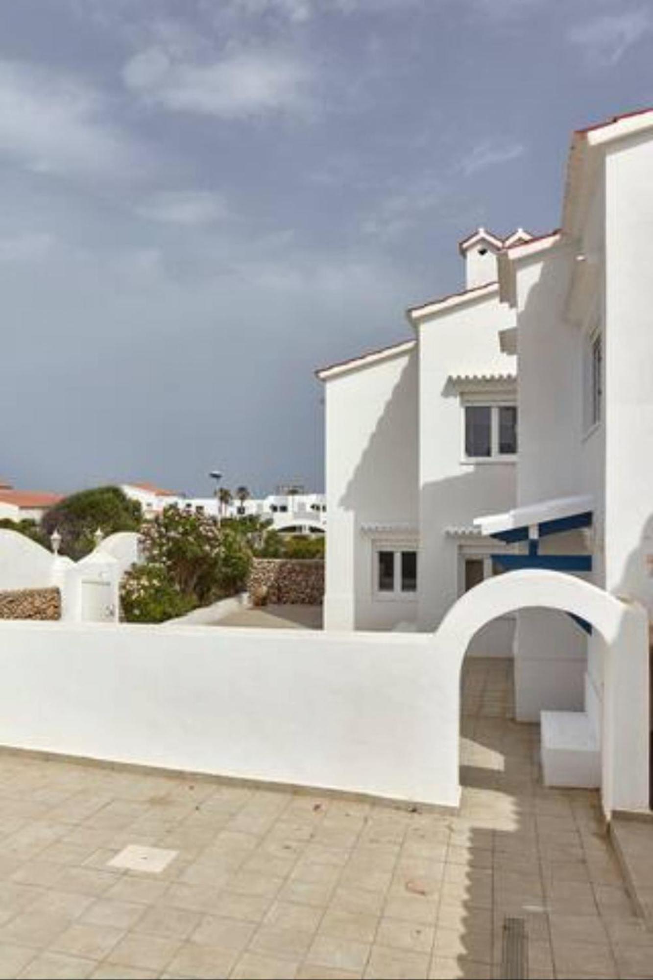 Arenal D'En Castell North Lägenhet Es Mercadal Exteriör bild